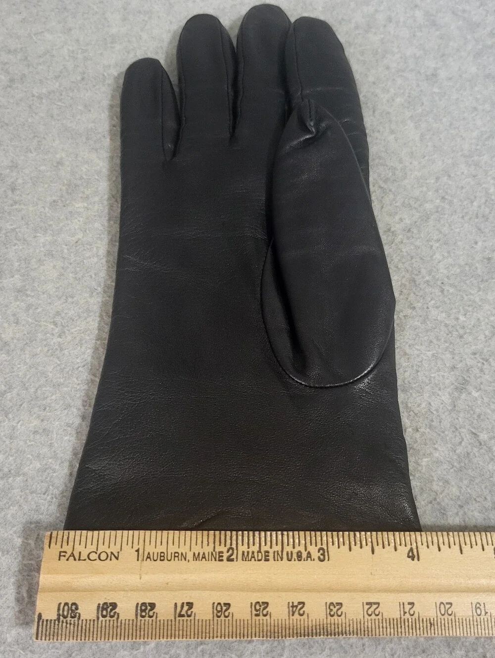 Vintage Wilsons Leather Gloves Women Size L Thinsulate Winter Driving Minimalist
